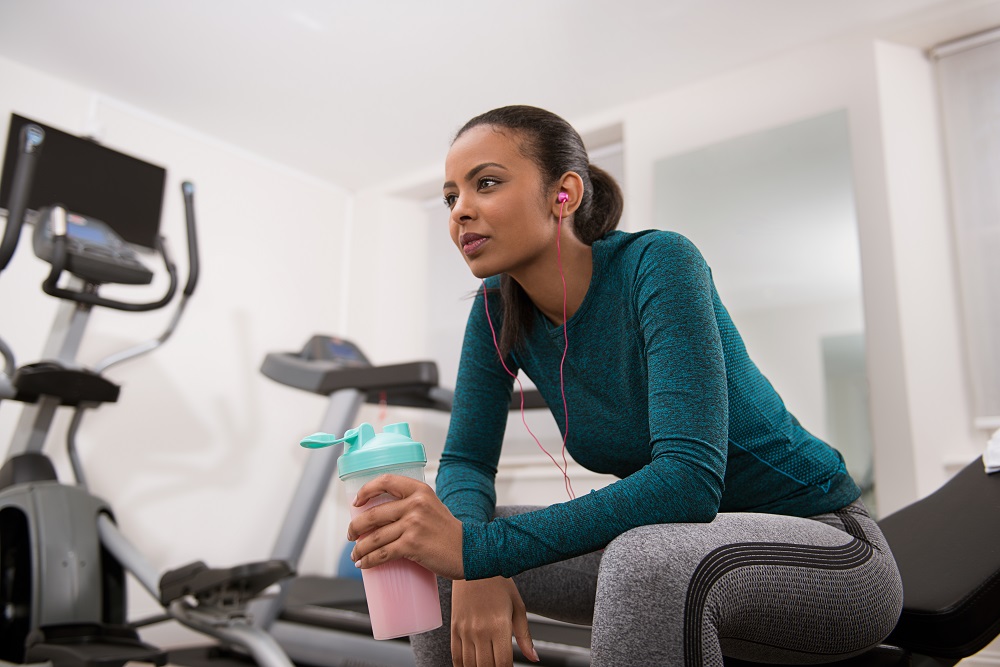 Cosas que nadie te cuenta sobre el entrenamiento bajo el sol - Sooro - By  The Whey